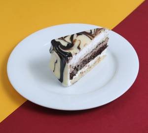 Vancho Cake (Slice)