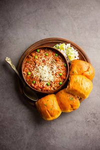 Cheese pav bhaji