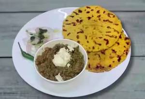 3 Makki Roti with Sarso Saag