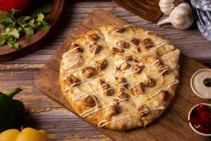 Pizza D Creamy Alfredo
