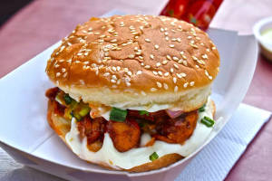 Chilly Chicken Burger 