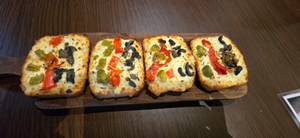 Supreme Garlic Bread