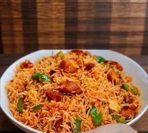 Chicken schezwan fried rice