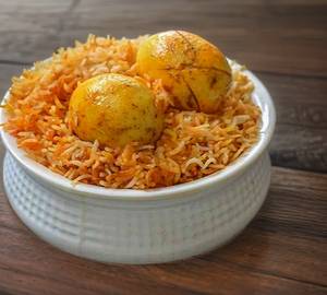 Kuska with egg