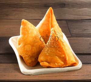 Vegetable Samosa  (  1 Pcs )