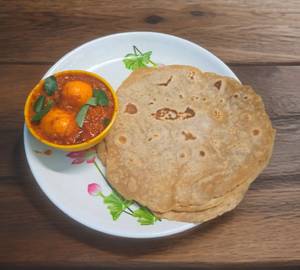 3 Chapati Egg Gravy