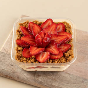 Strawberry Biscoff Cheesecake - Delforme