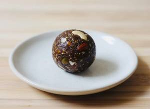 Anjeer [Figs] & Dryfruit Sweets [1pc]