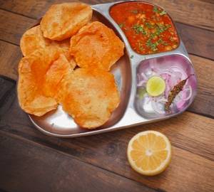 Chole Poori