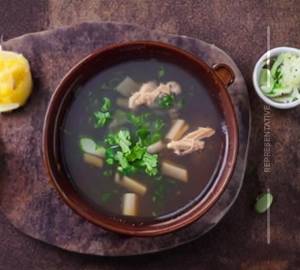 Chicken clear soup