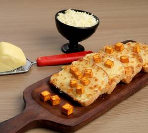 Tanoori Paneer Garlic Bread