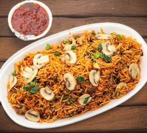 Mushroom schezwan fried rice