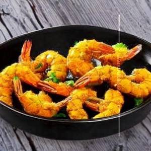 Golden fried prawns
