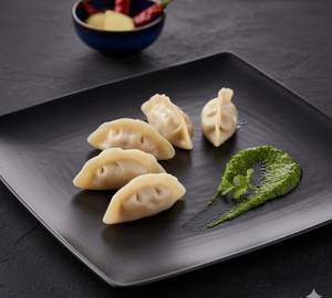 Veg Stream Momos {6 Pieces}