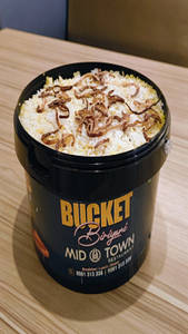 Bucket Biriyani Chicken (serves 4)