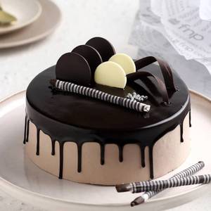 Chocolate Cream Cake