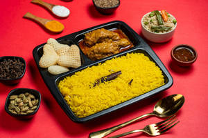 Chicken Kosha + Pulao +chutney + Papad