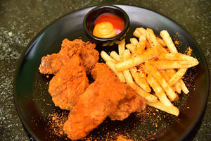 Fried Chicken Wings Peri Peri Spices (4 Pcs)