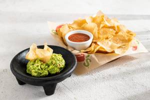 Tableside Guacamole