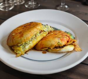 Tasty Bun Omlette