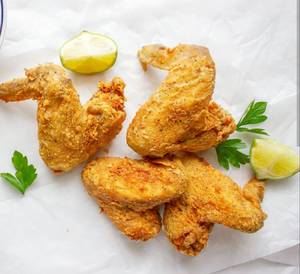 4 chicken wings