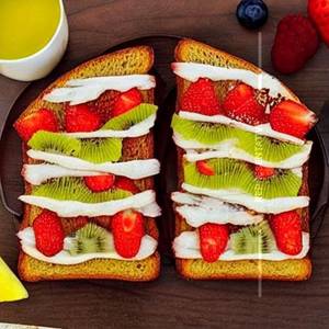 Fruit Toast