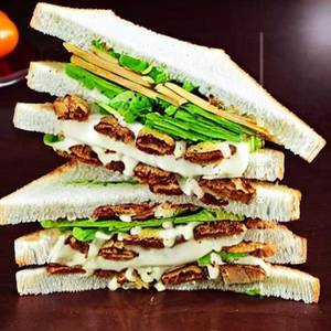 Bombiya Sandwich                            