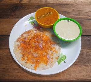 Onion Utappam (2 Pieces)