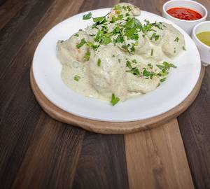 Paneer momos Afgani Malai