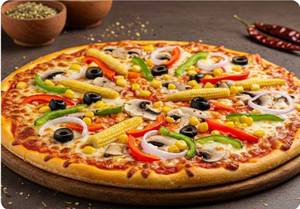 Chef's Special Veg Extravaganza Pizza