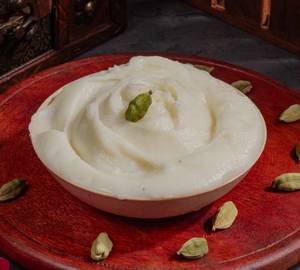 Elaichi Shrikhand