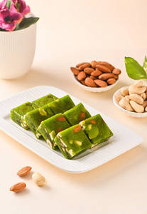Dry Fruit Green Halwa