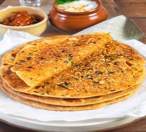 Paneer Pyaz Paratha