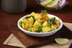Batata Sukki Bhaaji