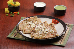 Mixed Veg & Cheese Paratha