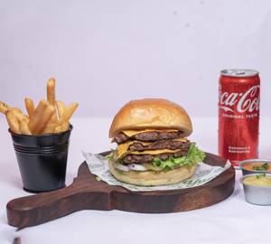 Triple smash lamb burger+fries