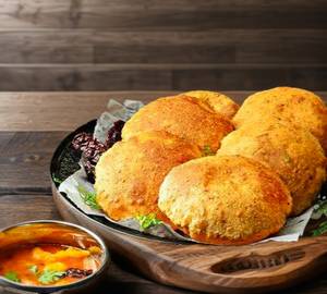 6 Puri Sabji