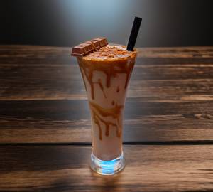 Monster kitkat shake