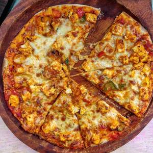Corn paneer cheese pizza