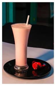 Rose Milkshake