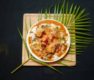 Aloo Tikki Chaat