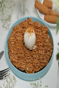 Lotus Biscoff Bubble Waffle
