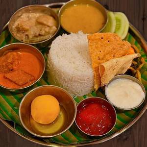 Special Veg Thali (Popular)