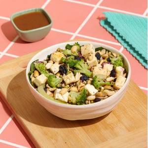 Energy Quinoa And Grilled Cottage Cheese Salad