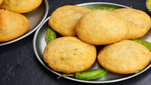 Dal Kachori [3pc]