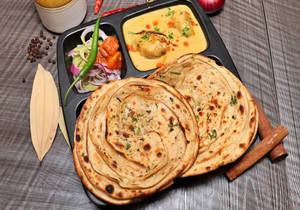 Kadhi Pakoda With 2 Lachha Paratha Mini Meal [NO ONION NO GARLIC]