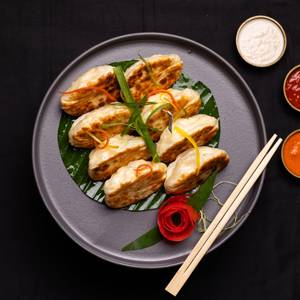 YETI SPL KOTHE MOMO PANEER