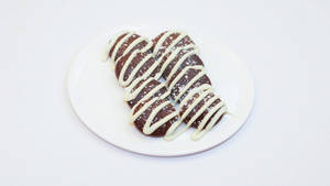 Chocolate Indulgence White Mini Pancakes (8 Pieces)