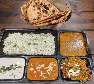 Special Paneer Thali