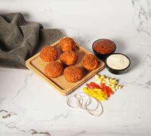 Tibetan Classic Chicken Kurkure Momos [6 Pieces]